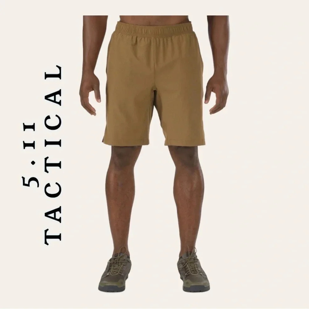 0445W. 5.11 TACTICAL MEN’S SHORTS EMBROIDERED LOGO ON BOTTOM OF SHORTS SIZE SM